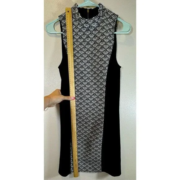 Kensie Women's Scale Brocade Mock Neck Retro Mini Shift Dress Women's XS - Picture 7 of 10